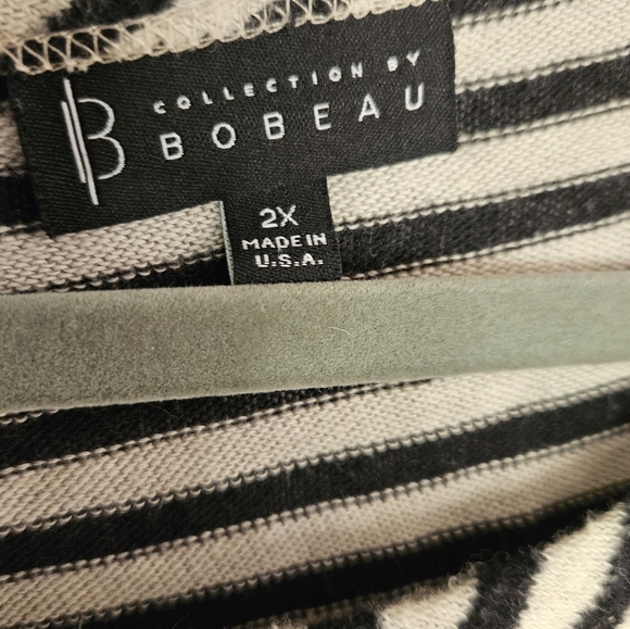 Short sleeve, sift, plus size 2x - Picture 2 of 2